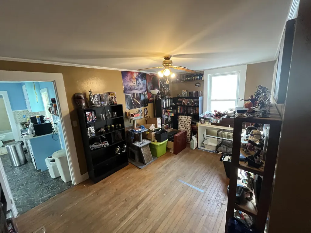 19/21 Elm Street Lewiston ME 04240