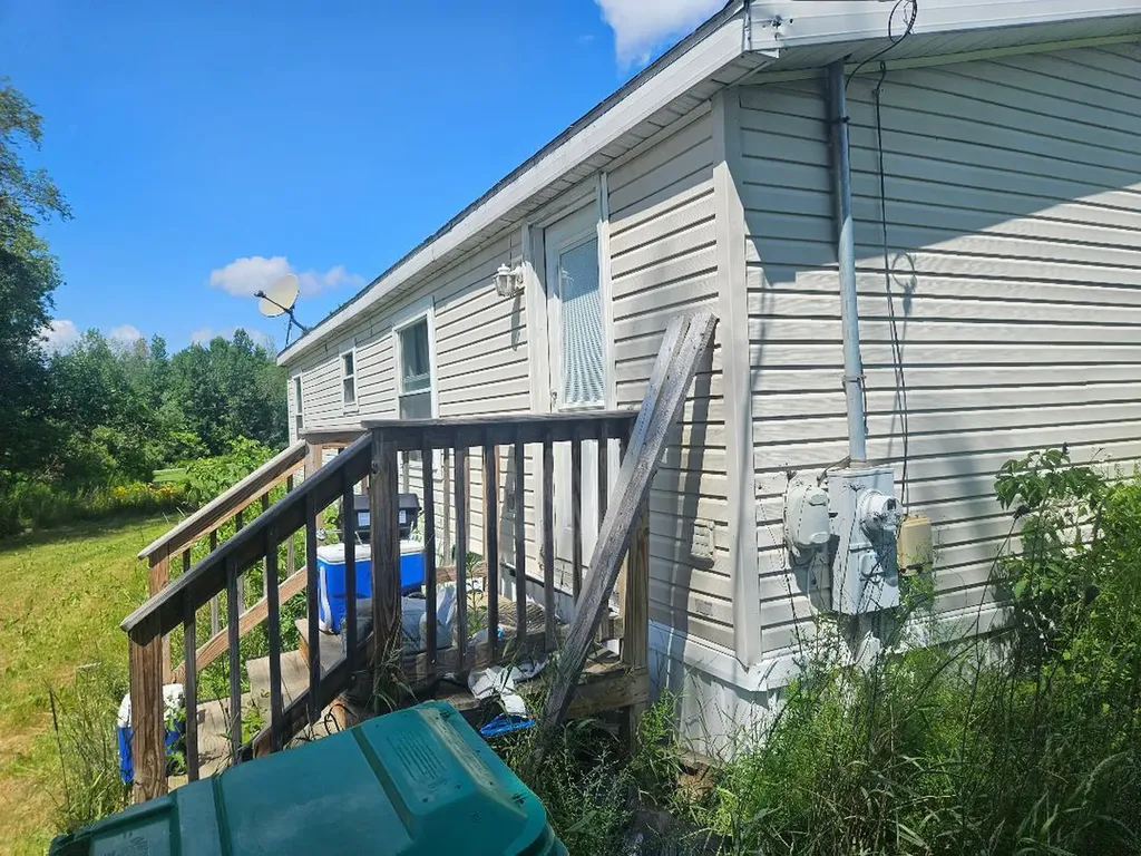 224 Stetson Road W Levant ME 04456