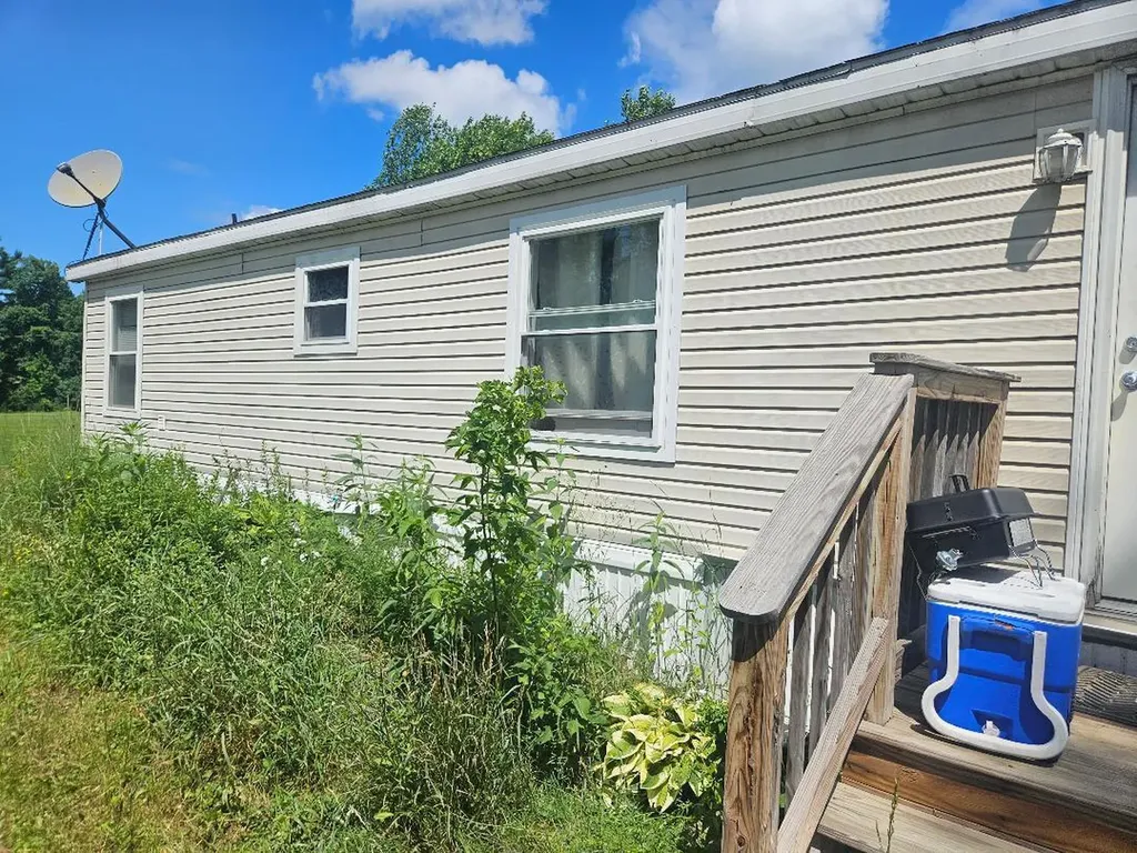 224 Stetson Road W Levant ME 04456