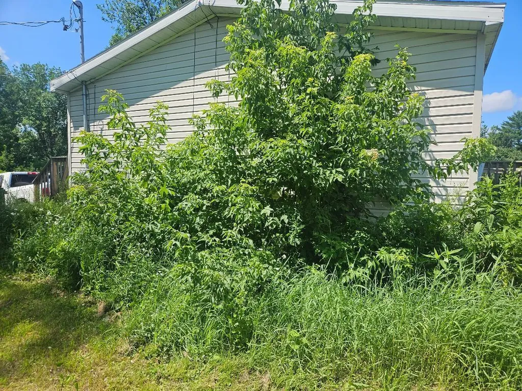 224 Stetson Road W Levant ME 04456