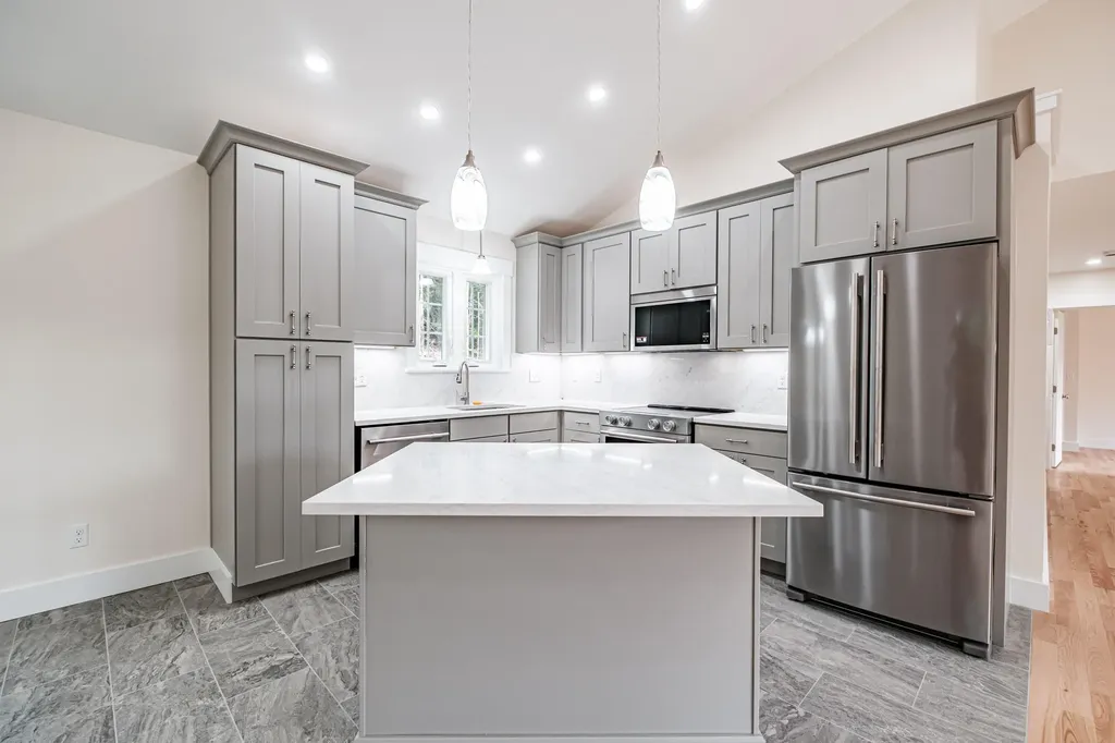 59 Old Dresden Road Wiscasset ME 04578