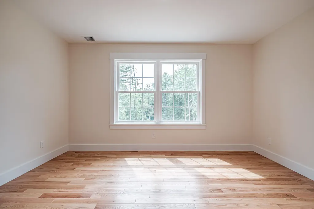 59 Old Dresden Road Wiscasset ME 04578