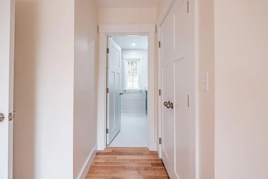 59 Old Dresden Road Wiscasset ME 04578