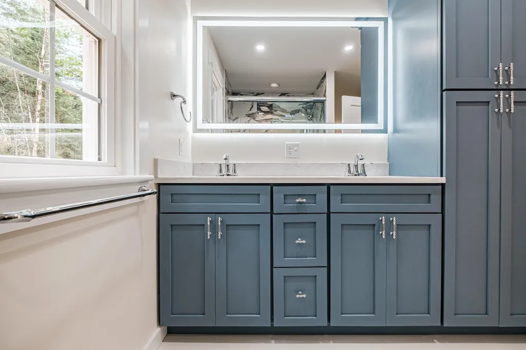 59 Old Dresden Road Wiscasset ME 04578
