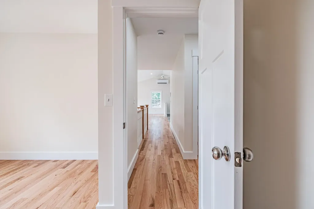 59 Old Dresden Road Wiscasset ME 04578