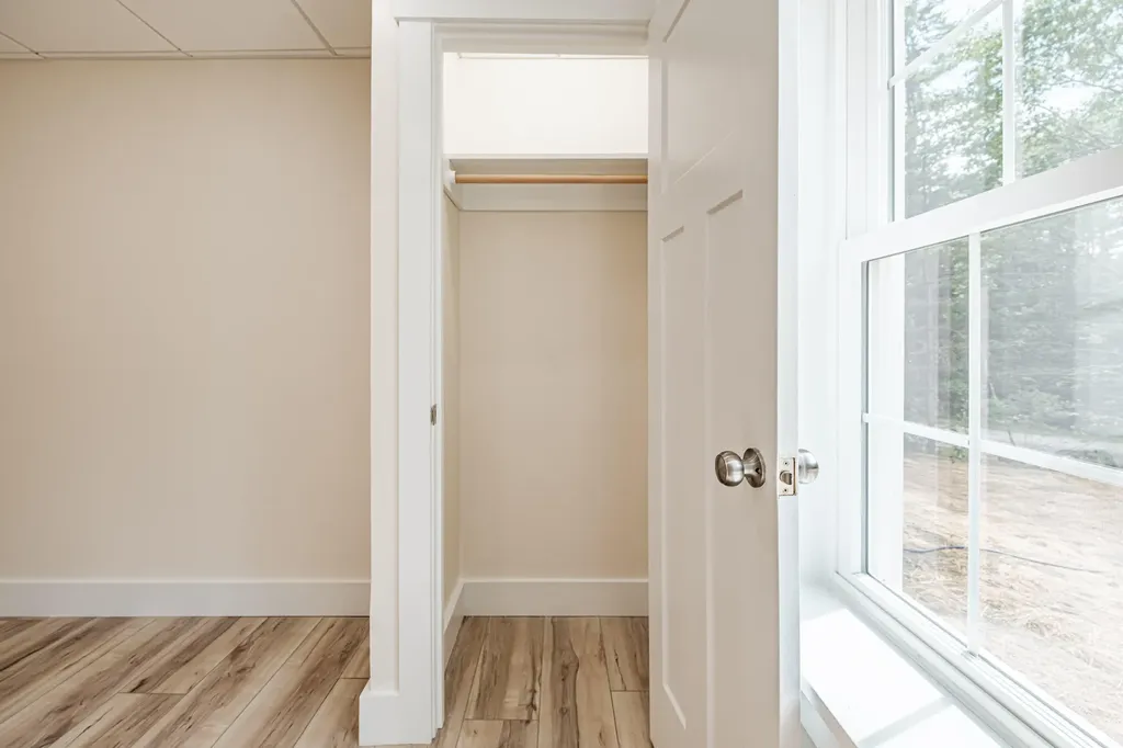 59 Old Dresden Road Wiscasset ME 04578