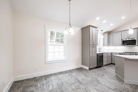 59 Old Dresden Road Wiscasset ME 04578