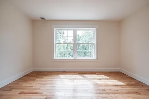 59 Old Dresden Road Wiscasset ME 04578