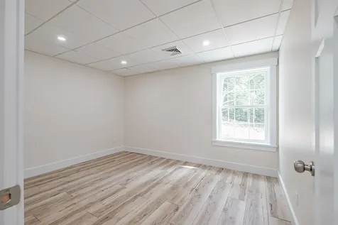 59 Old Dresden Road Wiscasset ME 04578