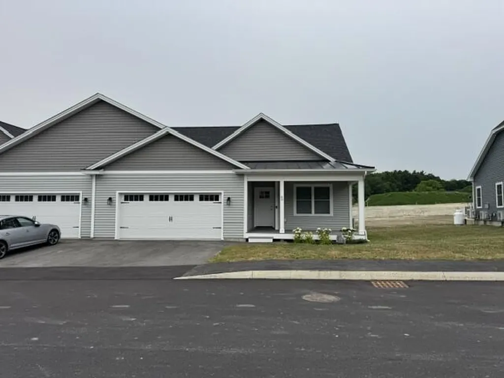 69 Brooks Edge Farm Road Westbrook ME 04092
