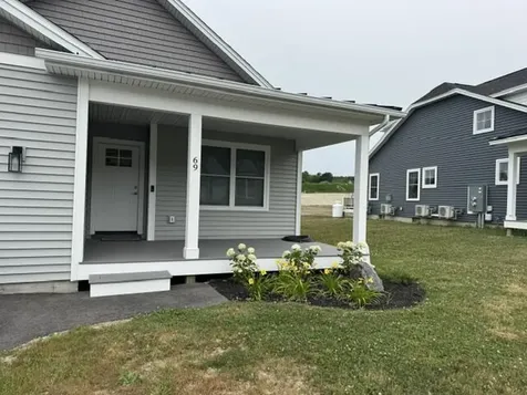 69 Brooks Edge Farm Road Westbrook ME 04092