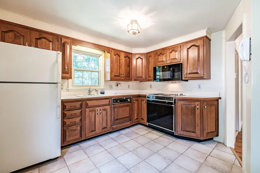 38 Lucas Street Portland ME 04102