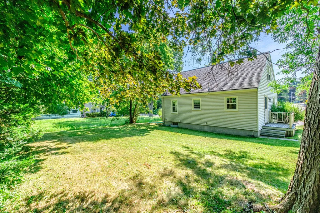 38 Lucas Street Portland ME 04102