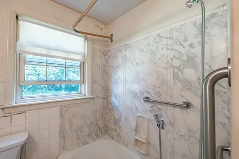38 Lucas Street Portland ME 04102