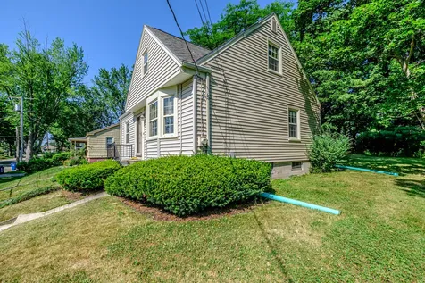 38 Lucas Street Portland ME 04102