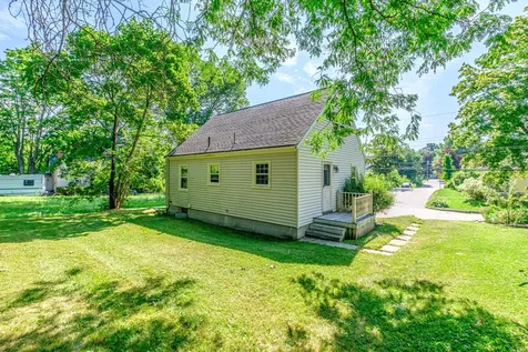 38 Lucas Street Portland ME 04102