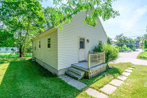 38 Lucas Street Portland ME 04102