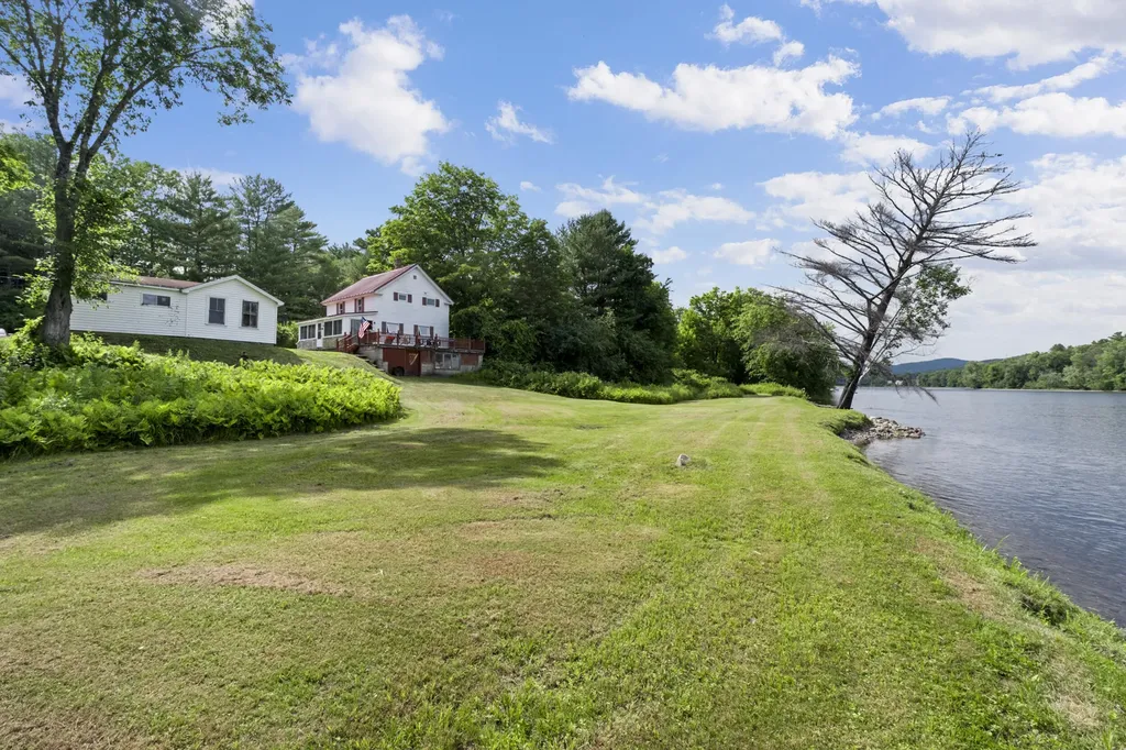 2481 Kennebec River Road Concord Twp ME 04920