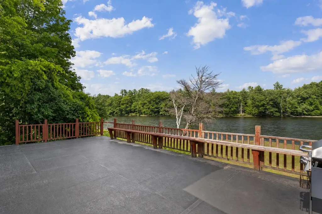 2481 Kennebec River Road Concord Twp ME 04920