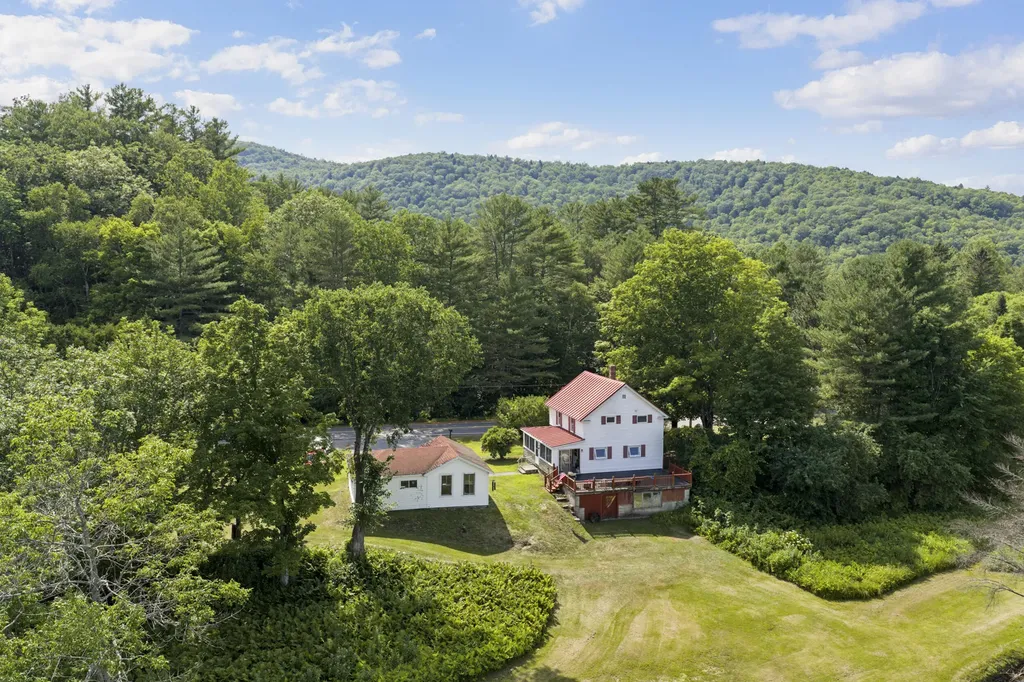 2481 Kennebec River Road Concord Twp ME 04920