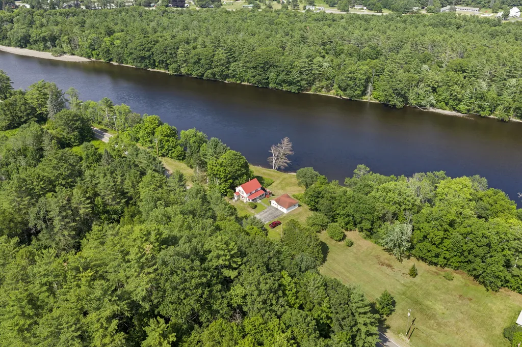 2481 Kennebec River Road Concord Twp ME 04920