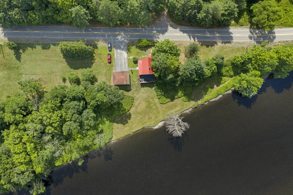 2481 Kennebec River Road Concord Twp ME 04920