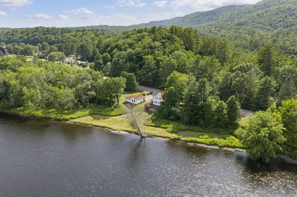 2481 Kennebec River Road Concord Twp ME 04920