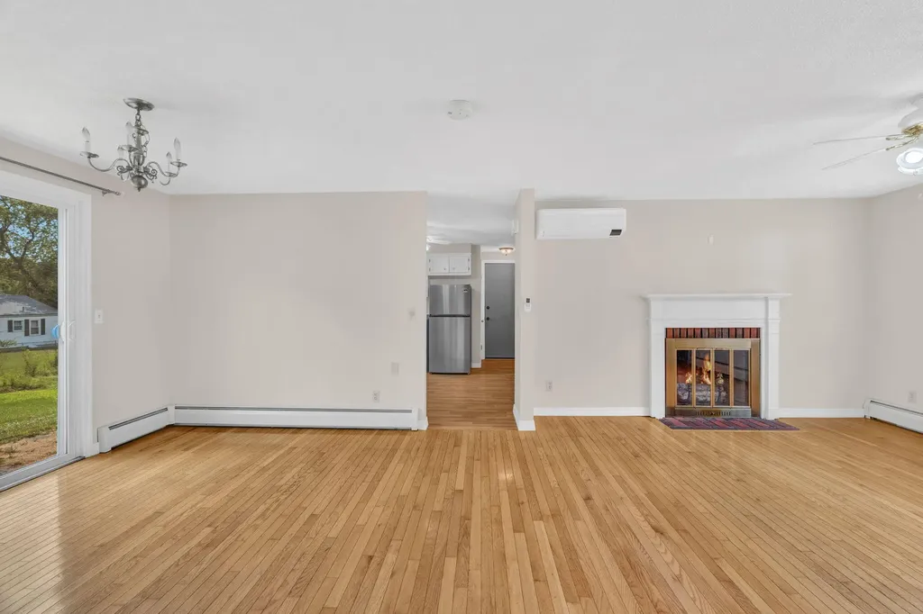 184 Harvard Street Auburn ME 04210
