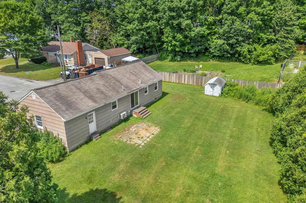 184 Harvard Street Auburn ME 04210