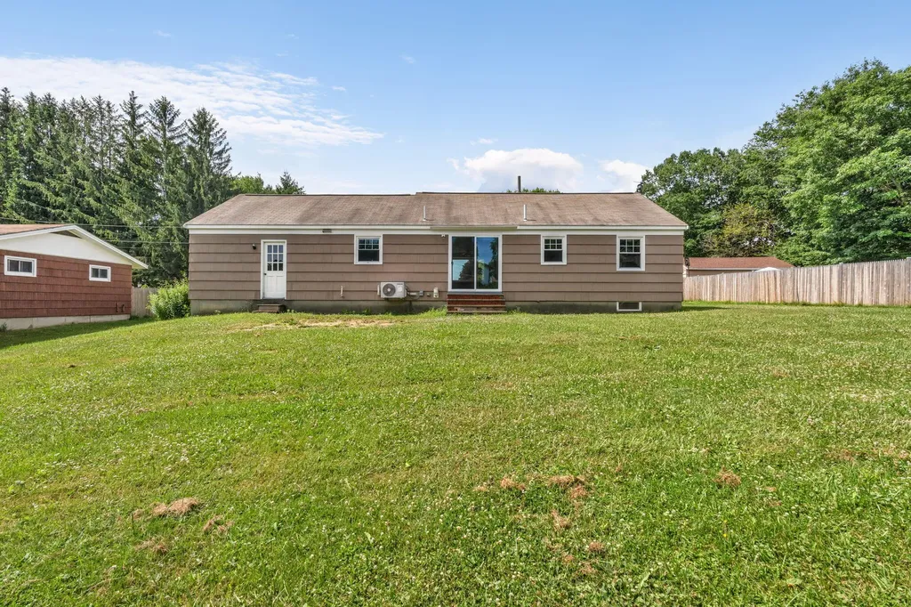 184 Harvard Street Auburn ME 04210