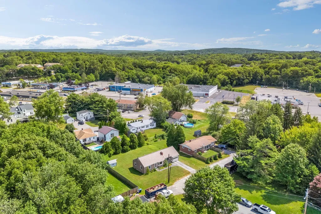 184 Harvard Street Auburn ME 04210