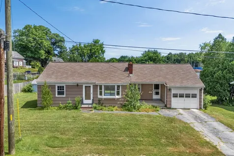 184 Harvard Street Auburn ME 04210