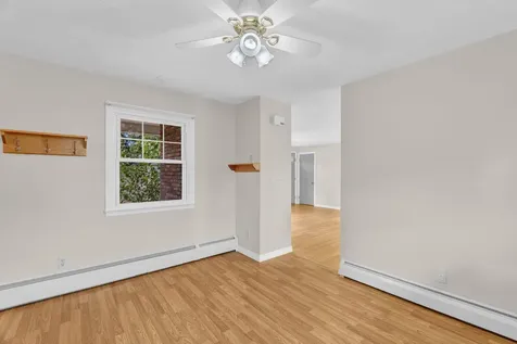 184 Harvard Street Auburn ME 04210