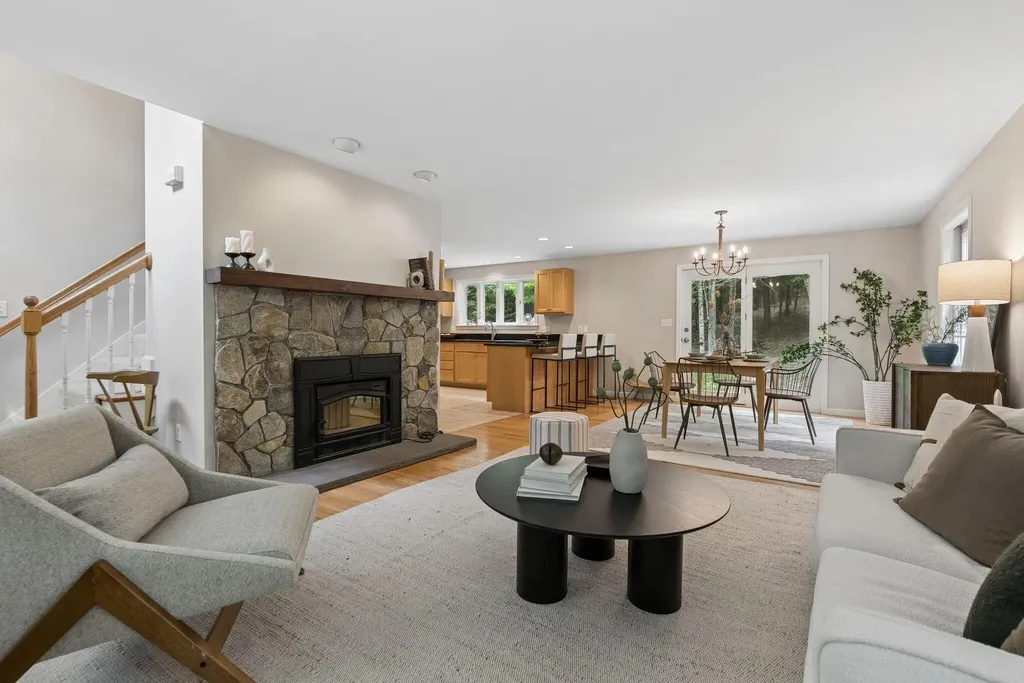 110 Christopher Road North Yarmouth ME 04097