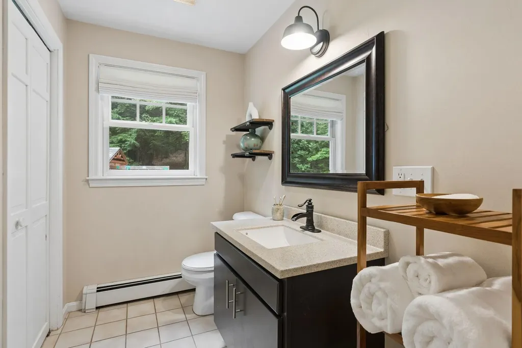 110 Christopher Road North Yarmouth ME 04097