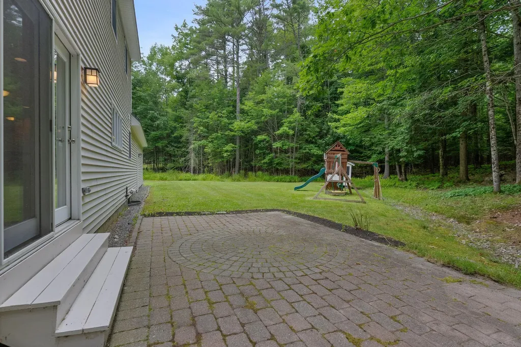 110 Christopher Road North Yarmouth ME 04097