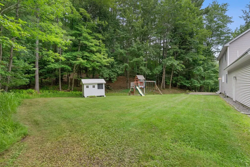 110 Christopher Road North Yarmouth ME 04097