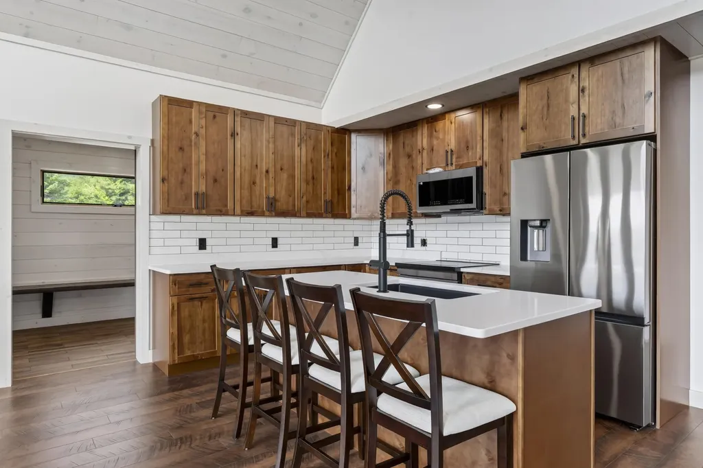 3 Moose Ridge Hanover ME 04237