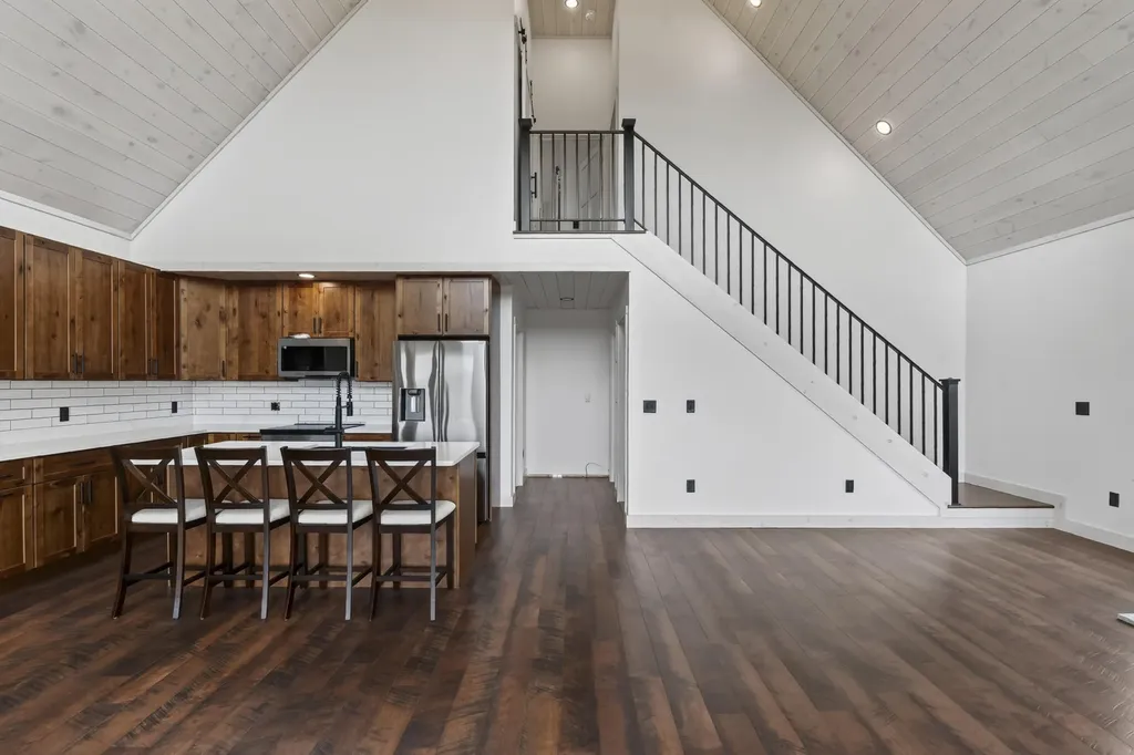 3 Moose Ridge Hanover ME 04237