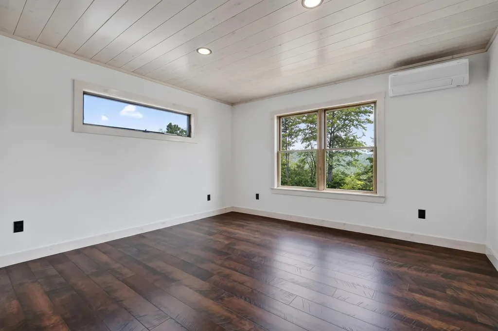 3 Moose Ridge Hanover ME 04237