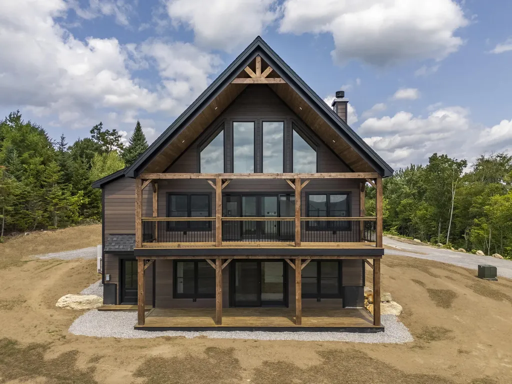 3 Moose Ridge Hanover ME 04237