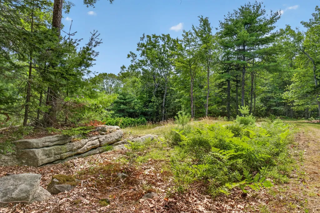 R-4 120-c Ledgewood Drive Boothbay ME 04537