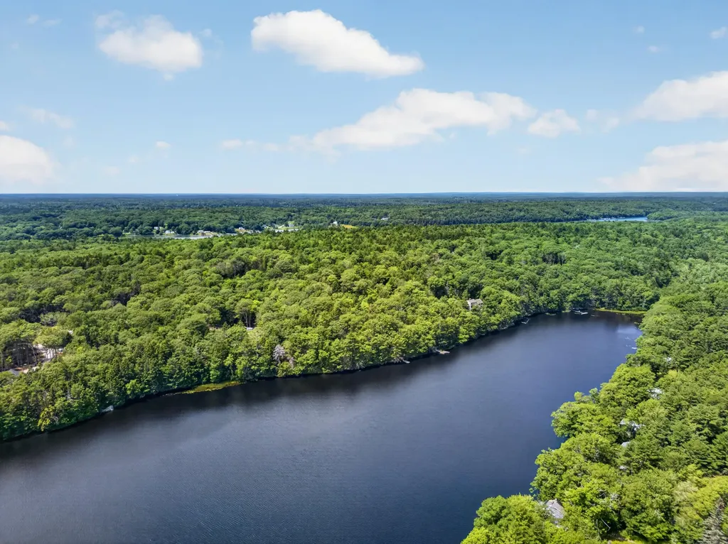 R-4 120-c Ledgewood Drive Boothbay ME 04537