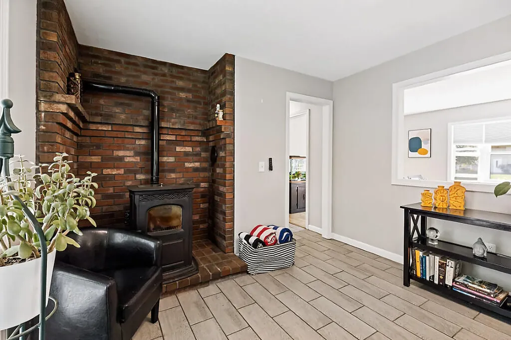 25 Frankwood Drive Winslow ME 04901