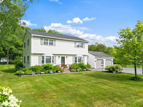 25 Frankwood Drive Winslow ME 04901