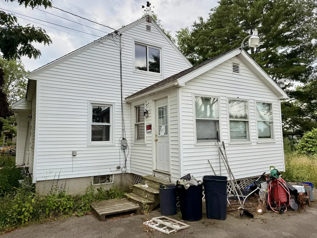 42 Capri Street Brewer ME 04412