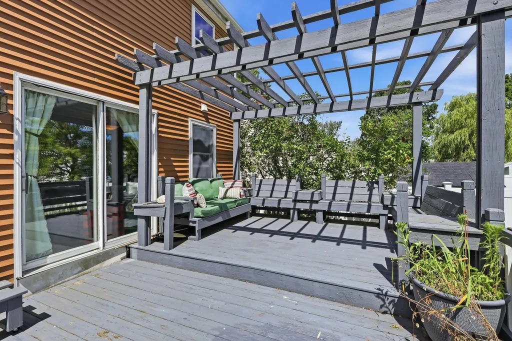 75 Pennell Avenue Portland ME 04103