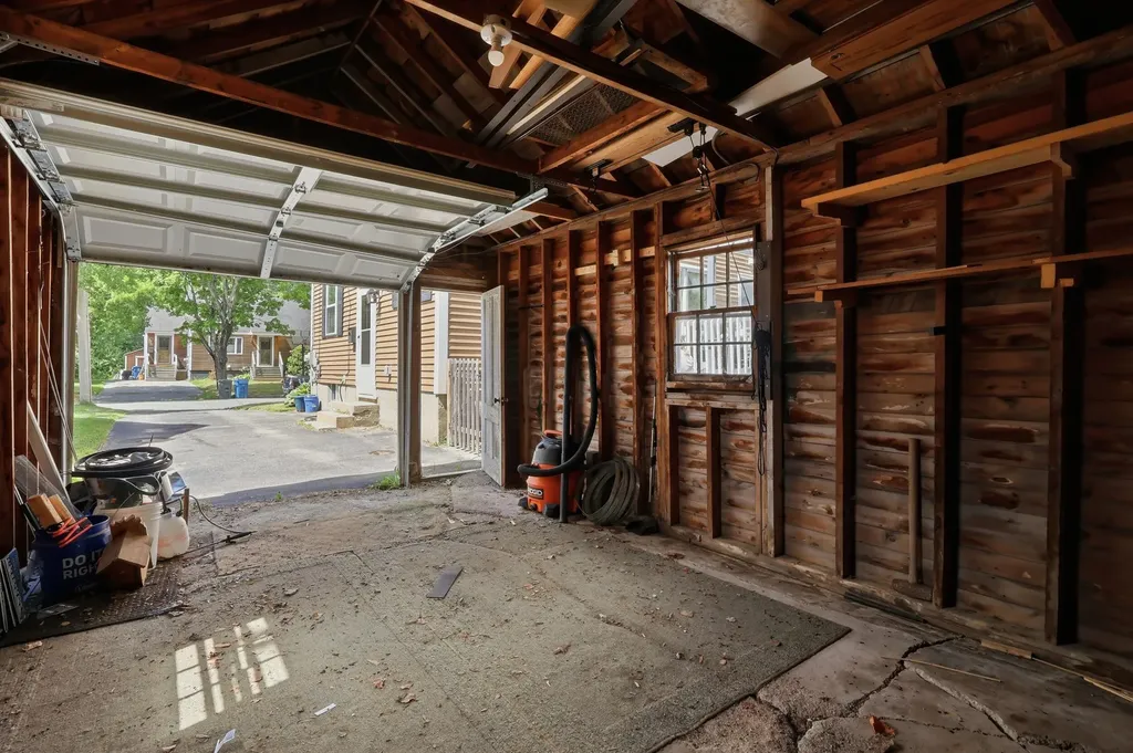 75 Pennell Avenue Portland ME 04103