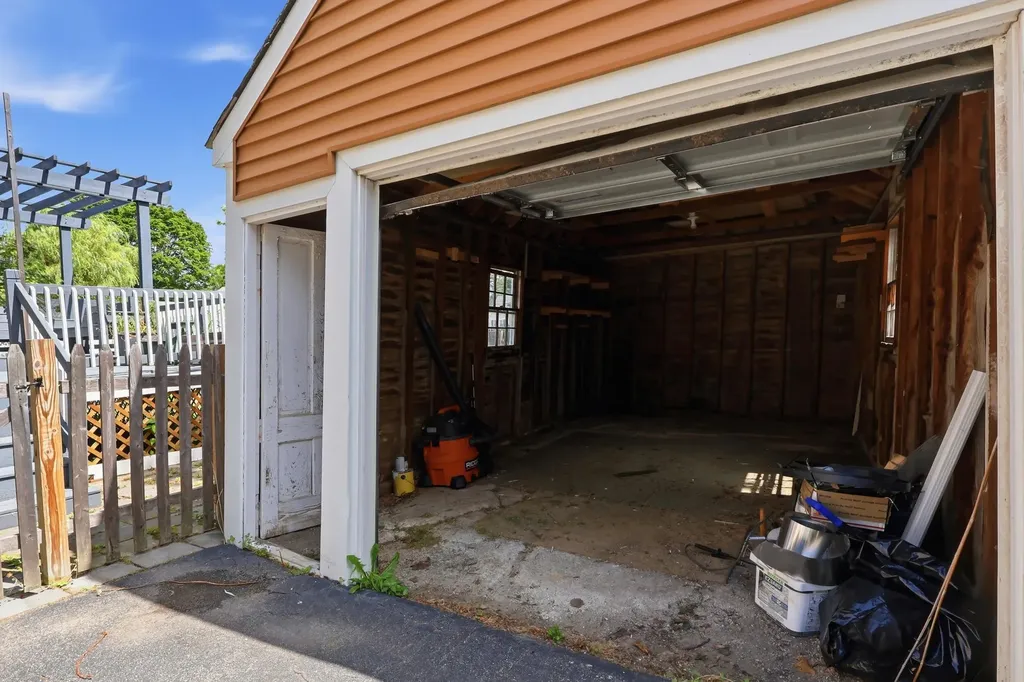 75 Pennell Avenue Portland ME 04103