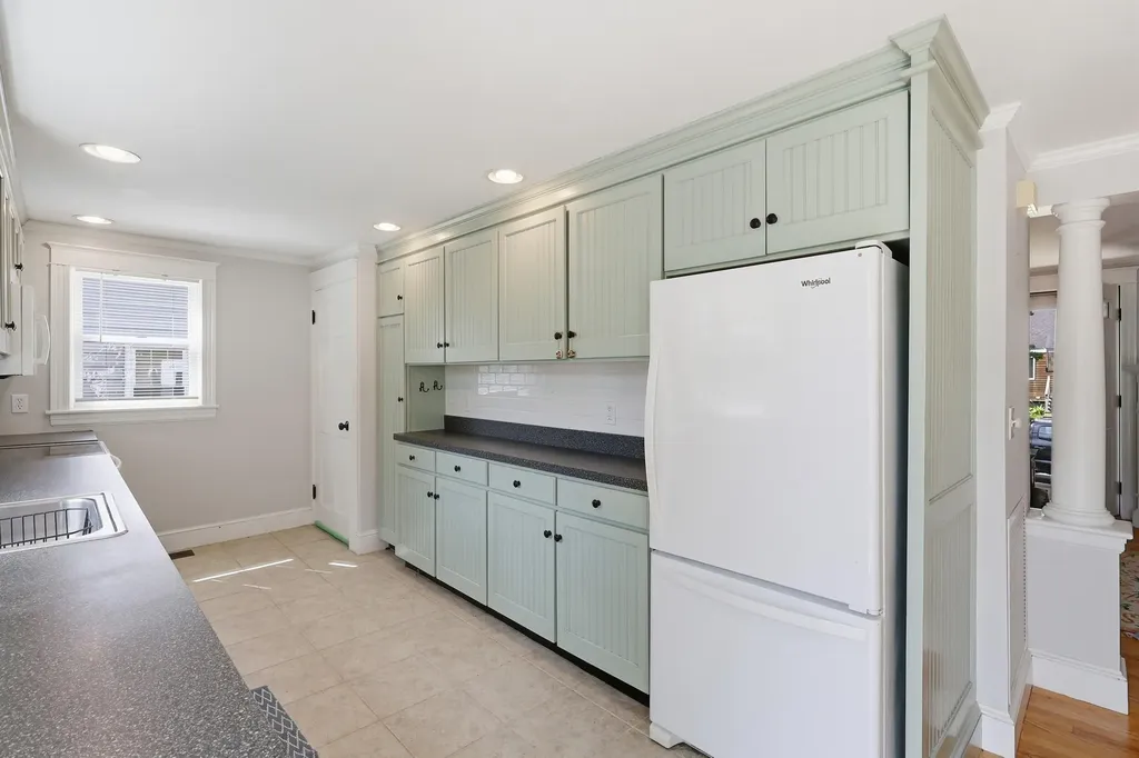 75 Pennell Avenue Portland ME 04103